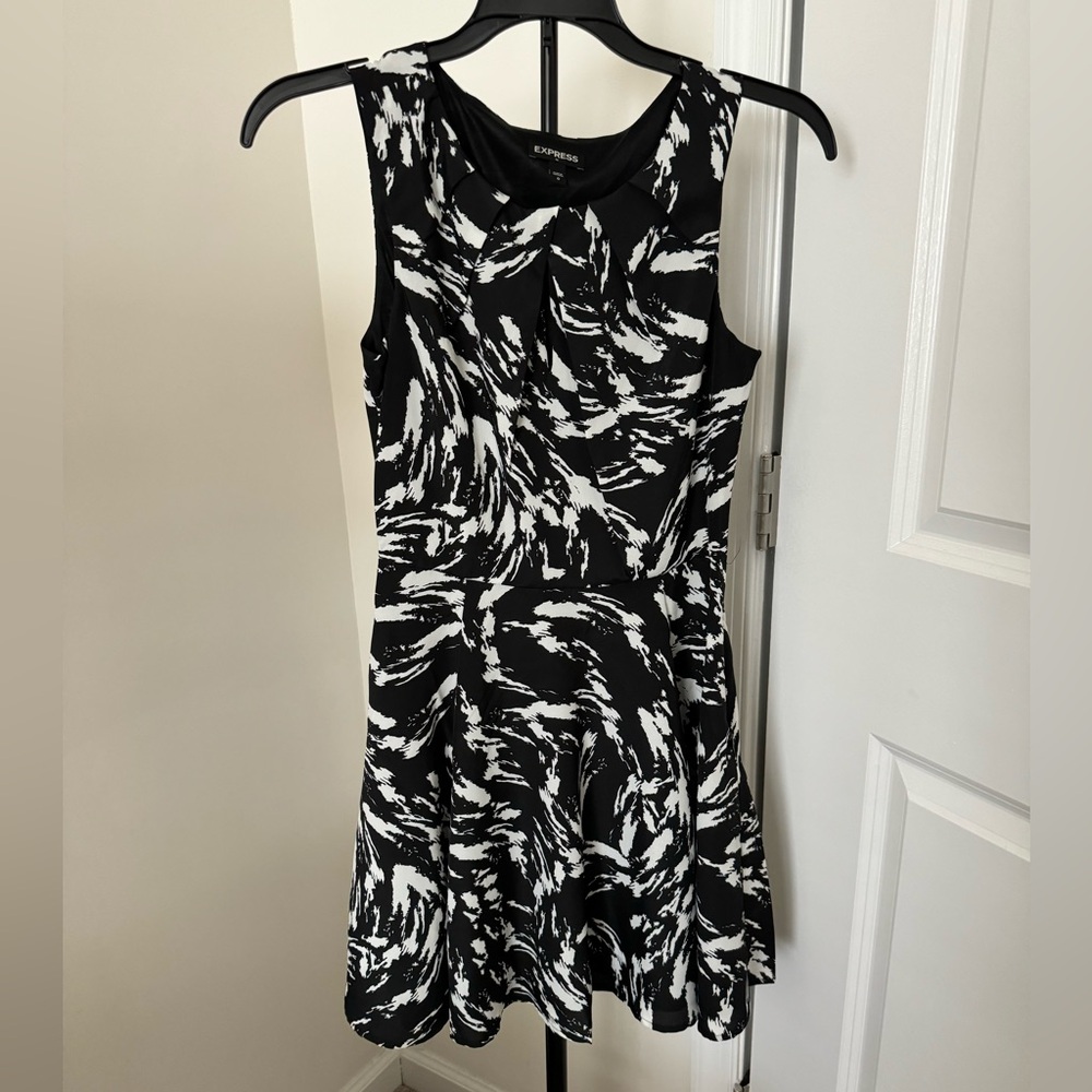 Express dress